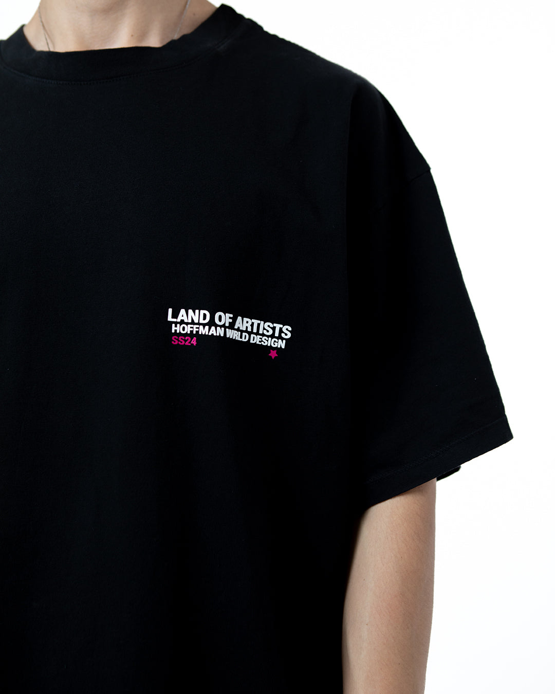 Camiseta Negra Stars - Land Of Artists