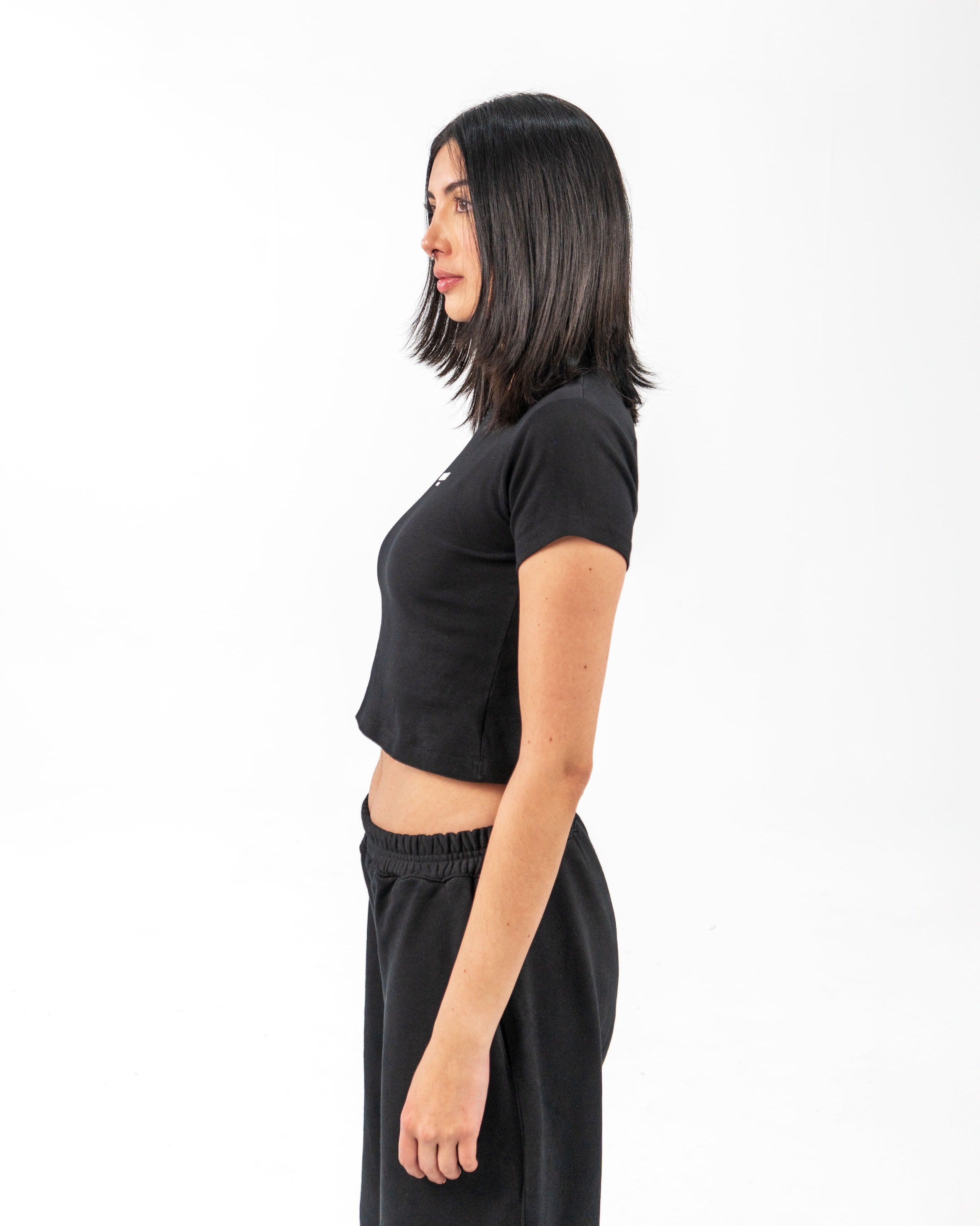 W Endless Garments - Baby tee Black